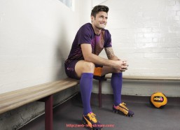 360直播-世俱杯球员战袍展示活动背后的设计理念与文化内涵